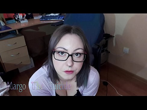 ❤️ Sexy meisie met bril suig dildo diep op kamera ❤️❌ Superseks op af.truedating.top ❌️
